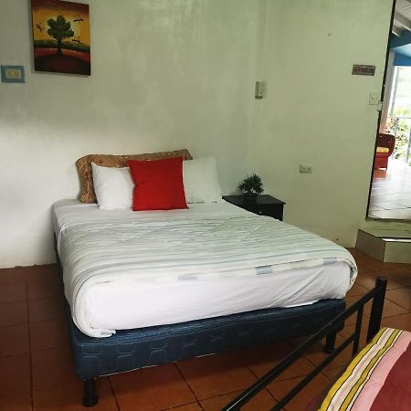 Cabinas Cafe Del Mar Hotel Manuel Antonio Exterior photo